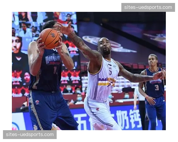 北京对阵青岛87-70 防守强度提升带动控场改善